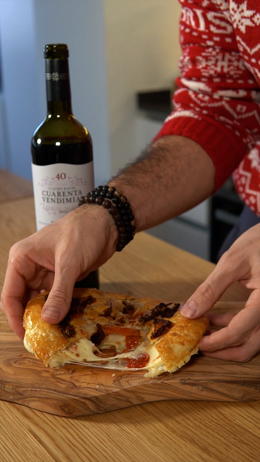 cuatro_rayas_hojaldre_provolone_queso_tomates_secos